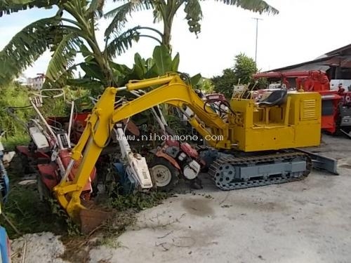 รถขุดเล็ก    KUBOTA   KH8 รหัสสินค้า : 80803013  ติดต่อ คุณปัญญา Tel.086-8150487 www.nihonmono.com
