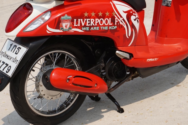 ขาย HONDA SCOOPY I ลายลิเวอร์พูล สวยสดสุดๆ รถปี 56 เอกสารทะเบียนพร้อมโอน ภาษี พรบ เต็ม ขาย HONDA SCOOPY I ลายลิเวอร์พูล สวยสดสุดๆ รถปี 56 เอกสารทะเบียนพร้อมโอน ภาษี พรบ เต็ม
