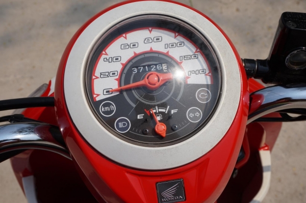 ขาย HONDA SCOOPY I ลายลิเวอร์พูล สวยสดสุดๆ รถปี 56 เอกสารทะเบียนพร้อมโอน ภาษี พรบ เต็ม ขาย HONDA SCOOPY I ลายลิเวอร์พูล สวยสดสุดๆ รถปี 56 เอกสารทะเบียนพร้อมโอน ภาษี พรบ เต็ม