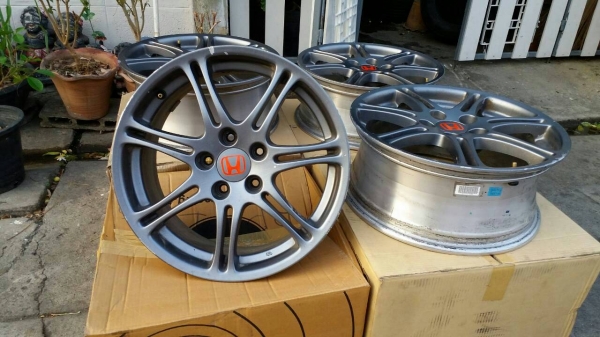 ล้อ honda ep3 ขอบ 17 ชุดล่ะ 8500