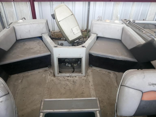 ขายเรือ bayliner 16 ฟุต