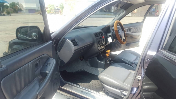 ขายรถเก๋ง ฮอนด้า CITY Type Z ปี 1999 รถสวย สภาพดี สีสันใหม่ เบาะหนัง