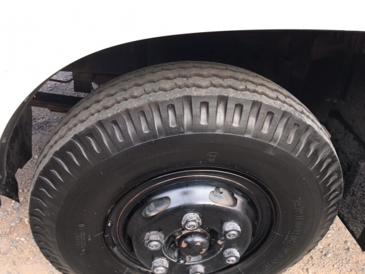 ขาย 6 ล้อ ฮีโน่ เมก้า 150 แรง QDR ปี 54  ยาว 4.2 ม. ตู้เย็น มีเครื่องทำความเย็น วิ่งน้อย  5x,xxx กม. สภาพดี ตู้สวยจัด พร้อมใช้  จัดแนนท์ได้ครับ สนใจติดต่อ 081-9420141  ,  081-5715326