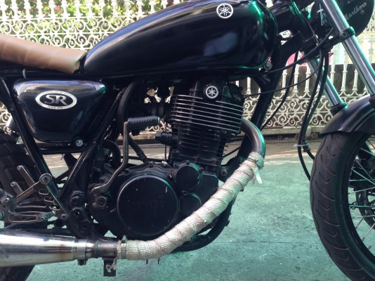 sr400 เครื่องแห้งๆใช้งานปกติ โซ่สเตอเต้ม พร้อมใช้คับ