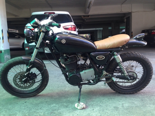 sr400 เครื่องแห้งๆใช้งานปกติ โซ่สเตอเต้ม พร้อมใช้คับ sr400 เครื่องแห้งๆใช้งานปกติ โซ่สเตอเต้ม พร้อมใช้คับ