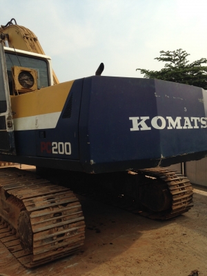 ขายรถแบ็คโฮ KOMATSU PC200-5