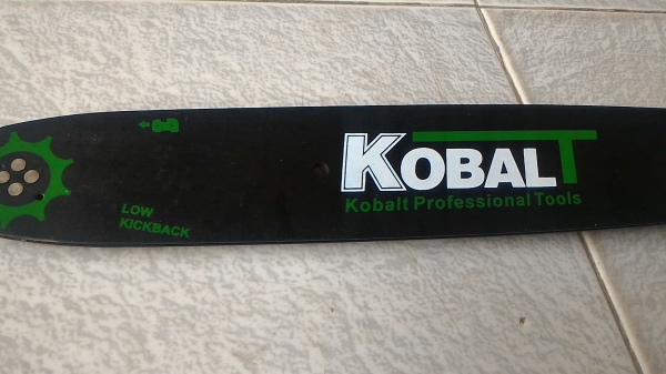 เลื่อยโซ่ใช้ไฟฟ้า ขนาด 16 นิ้ว ยี่ห้อ MAKITA เสียบไฟใช้ได้เลย เสียงเงียบไม่ดังเหมือนเครื่องยนต์ สะดวกใช้งานง่าย