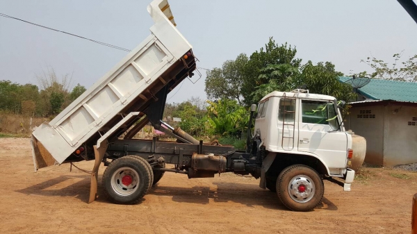 ขาย 6 ล้อดั้ม HINO KL340 เครื่อง EH100 150 แรงม้า คัสซีสวย เฟืองท้าย FUSO สโลว์อินเตอร์  พวงมาลัยพาวเวอร์ ทะเบียนพร้อมครับ