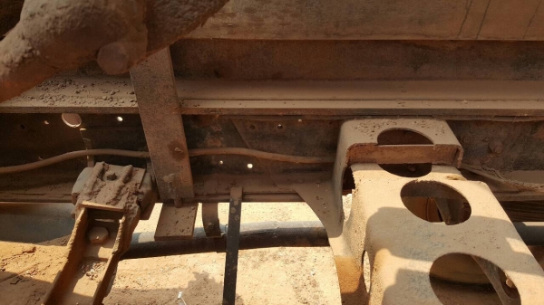 ขาย 6 ล้อดั้ม HINO KL340 เครื่อง EH100 150 แรงม้า คัสซีสวย เฟืองท้าย FUSO สโลว์อินเตอร์  พวงมาลัยพาวเวอร์ ทะเบียนพร้อมครับ