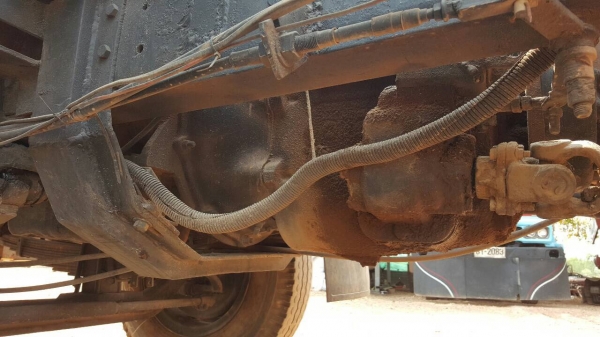 ขาย 6 ล้อดั้ม HINO KL340 เครื่อง EH100 150 แรงม้า คัสซีสวย เฟืองท้าย FUSO สโลว์อินเตอร์  พวงมาลัยพาวเวอร์ ทะเบียนพร้อมครับ