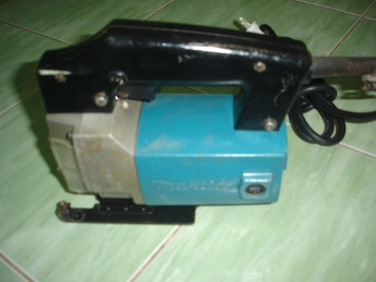 ขายเลื่อยจิ๊กซอร์ makita 4300 BA รุ่นยอดนิยม ทนทานมาก ตัวนี้ยังผลิต ญี่ปุ่นอยู่ครับ