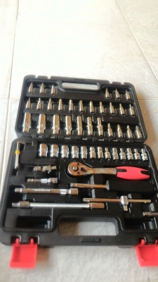 ชุดเครื่องมือครบชุด 53 ชิ้น พร้อมกระเป๋าแบบพกพา ยี่ห้อ EURO  King  TOOLS เครื่องต่างๆครบติดรถติดบ้านเมื่อมีเหตุจำเป็นต้องใช้