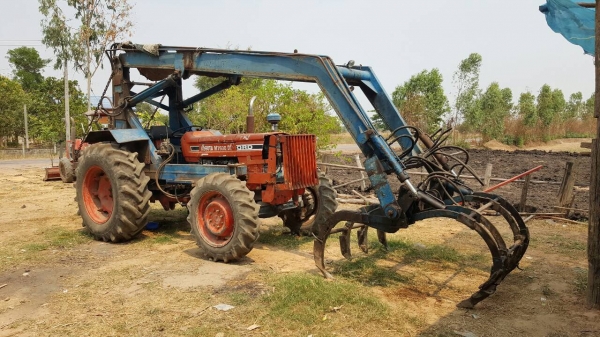 ขาย รถไถ KUBOTA M7500 2 เพลา ติดคีบกลกิจขาคู่ พร้อมอุปกรณ์มีผานดันหน้า และผาน 5 เอกสารใบซื้อขายครับ