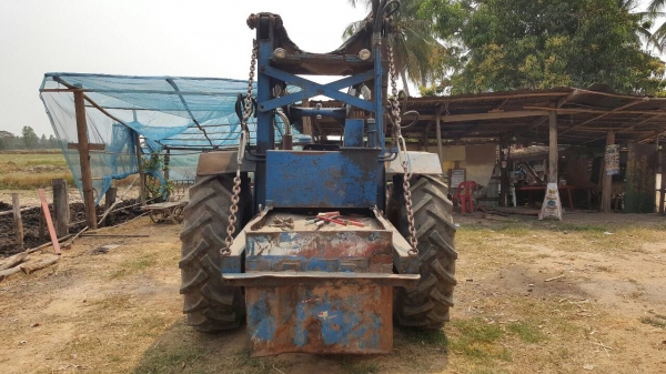 ขาย รถไถ KUBOTA M7500 ติดคีบกลกิจขาคู่ พร้อมอุปกรณ์มีผานดันหน้า และผาน 5 เอกสารใบซื้อขายครับ