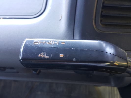 ขายISUZU ELF 4X4 ป้ายไม่ติดเวลา