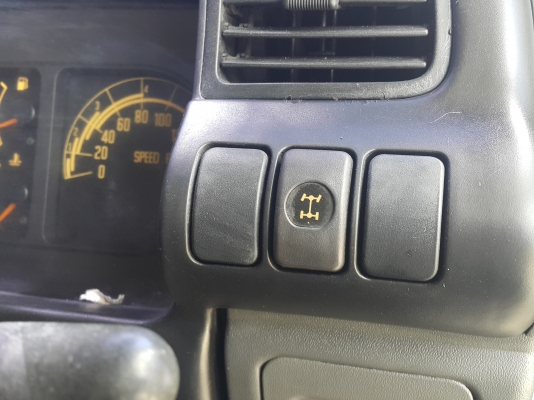 ขายISUZU ELF 4X4 ป้ายไม่ติดเวลา