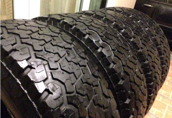 ยาง All Maxxis AT980 ตัวใหม่ 265 75 16 ปี14 ดอกเยอะ ไม่มีปะ ใช้กันยาว ราคาไม่แพง