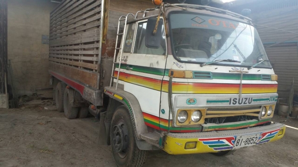 จองแล้วครับ สิบล้อ อีซูชุ JCM 6BG1-175 pawer เพาเดียว ช่วงยาว 6.20ม สภาพดีสวยเดิมๆพร้อมใช้งาน ทะเบียนพร้อมโอน