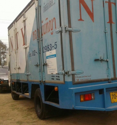 หกล้อ อีซูซุ NQR120ปี42ช่วงยาว5.50ม สภาพดีสวยเดิมๆพร้อมใช้ เล่มทะเบียนพร้อมโอน หกล้อ อีซูซุ NQR120ปี42ช่วงยาว5.50ม สภาพดีสวยเดิมๆพร้อมใช้ เล่มทะเบียนพร้อมโอน