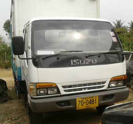 หกล้อ อีซูซุ NQR120ปี42ช่วงยาว5.50ม สภาพดีสวยเดิมๆพร้อมใช้ เล่มทะเบียนพร้อมโอน