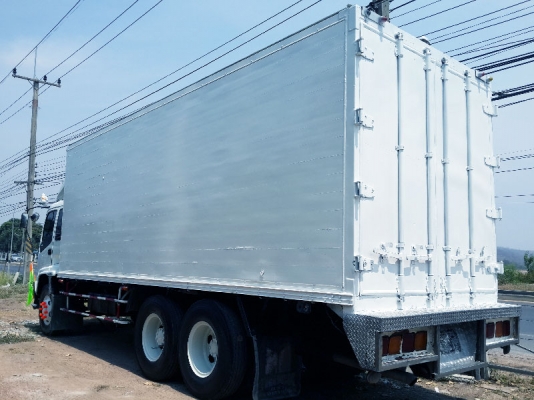 ขายตู้เปียก10ล้อยาว7เมตร สภาพดี85\% ราคาถูกๆๆ