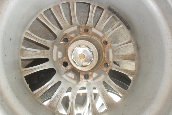 ล้อแม็ก17นิ้ว6รู พร้อมยาง สวยๆ 4 ล้อ ราคา 7900 บาท ล้อแม็ก17นิ้ว6รู พร้อมยาง สวยๆ 4 ล้อ ราคา 7900 บาท