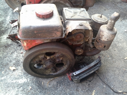 ขายยันมาร์  8แรง