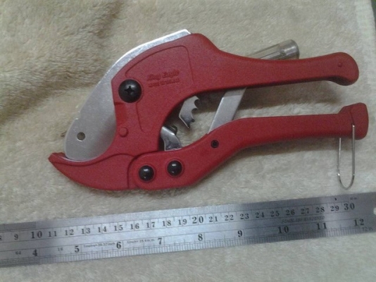 ขายกรรไกรตัดท่อPVC KINGEAGLE Made in Taiwan.