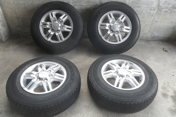 ล้อแม็ก16นิ้ว6รู อีซูสุ พร้อมยาง สวยๆ ชุดละ 6400 บาท