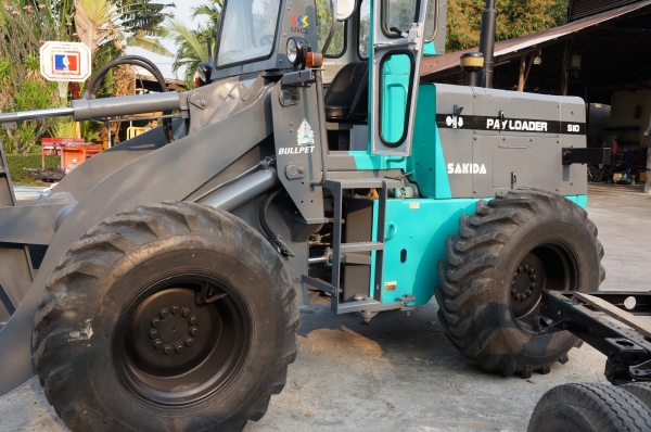 ขายรถตัก KOMUTSU 510 เก่านอก ต่อแขนและขยายบุ้งกี๋แล้ว