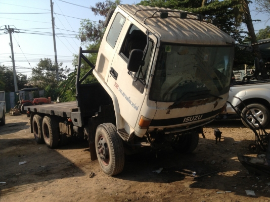 อีซูซุ JCM 10 ล้อ 2 เพลา หัว Rocky พื้นเรียบ ไม่มีเอกสารโอน เอาไปทำอะไหล่