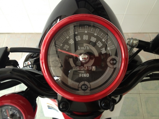 Fino Fi ลายSport วิ่ง9000 ปี58 (ของแถม 4 รายการ)