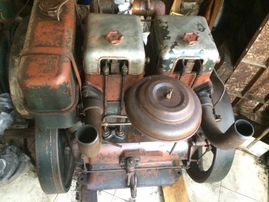 ขายเครื่องลิตเตอร์ 16 แรง 2 สูบ อังกฤษ ขายเครื่องลิตเตอร์ 16 แรง 2 สูบ อังกฤษ