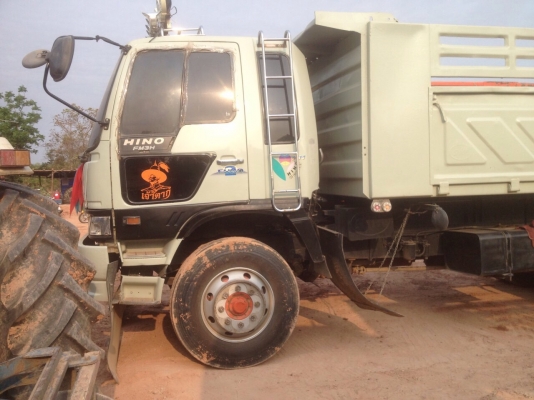 ขายรถบรรทุกสิบล้อดัมพ์ Hino 3H เครื่องเดิม 195 แรง 2 เพลา กระบะดัมพ์สามมิตรแท้ ยางดี แชสซีสวย ทะเบียนพร้อม