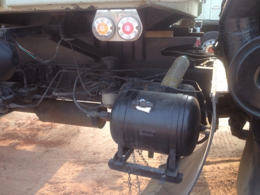 ขายรถบรรทุกสิบล้อดัมพ์ Hino 3H เครื่องเดิม 195 แรง 2 เพลา กระบะดัมพ์สามมิตรแท้ ยางดี แชสซีสวย ทะเบียนพร้อม