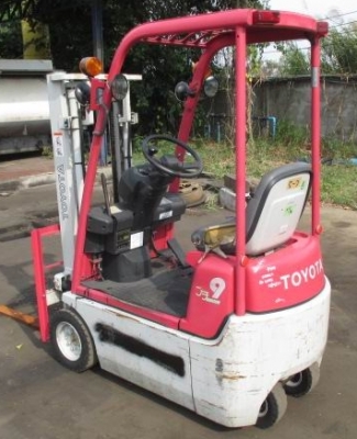 ขายโฟล์กลิฟท์ไฟฟ้า TOYOTA 3FBKL9 เก่านอก ราคาถูก