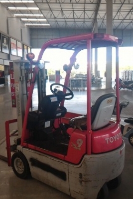 ขายโฟล์กลิฟท์ไฟฟ้า TOYOTA 3FBKL9 เก่านอก ราคาถูก