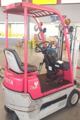 ขายโฟล์กลิฟท์ไฟฟ้า TOYOTA 3FBKL9 เก่านอก ราคาถูก