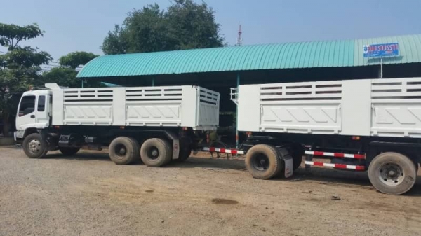 ขายรถบรรทุก ISUZU เครื่อง 320 แรง ปี 50 แม่ลูกกระบะดัมพ์สามมิตร ลูก 3 เพลา ทะเบียนพร้อม มี 2 พ่วง ขายรถบรรทุก ISUZU เครื่อง 320 แรง ปี 50 แม่ลูกกระบะดัมพ์สามมิตร ลูก 3 เพลา ทะเบียนพร้อม มี 2 พ่วง