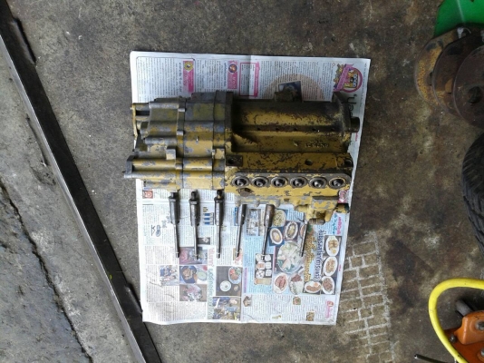 ปั้มโซล่า CAT 3306-10Zหรือ140-G นำเข้าจากญี่ปุ่น