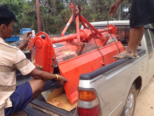 ==>โรตารี่ตราช้างมือสองถูกๆครับ เพิ่งเข้า