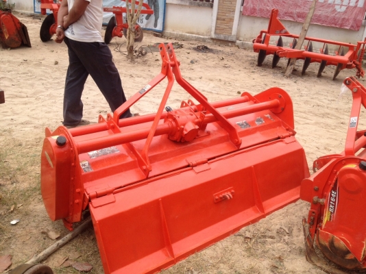 ==>โรตารี่ตราช้างมือสองถูกๆครับ เพิ่งเข้า