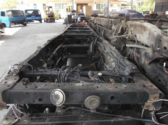 ขายแชสซี NPR 115 แรง  ของนอกสวยมากๆ ยาว5-6เมตร  มีหลายตัว