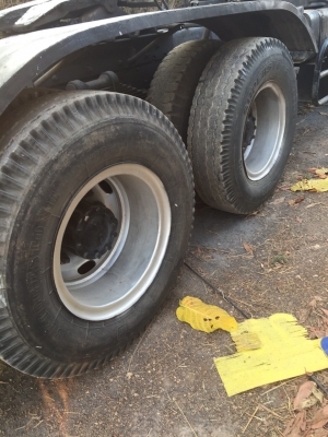 ขายหัวลาก10ล้อ. 240นางฟ้า. พร้อมหาง3เพลาแท้ๆยาว12.5ม