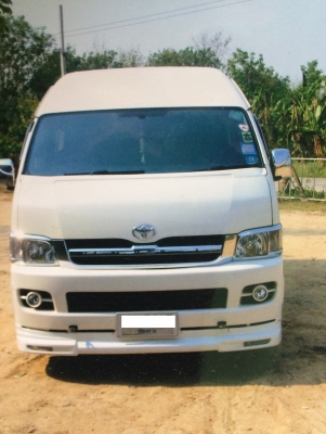ขายรถตู้ โตโยต้า คอมมูเตอร์ สีขาว ปี 50 เครื่องดีเซล 2500 ซีซี