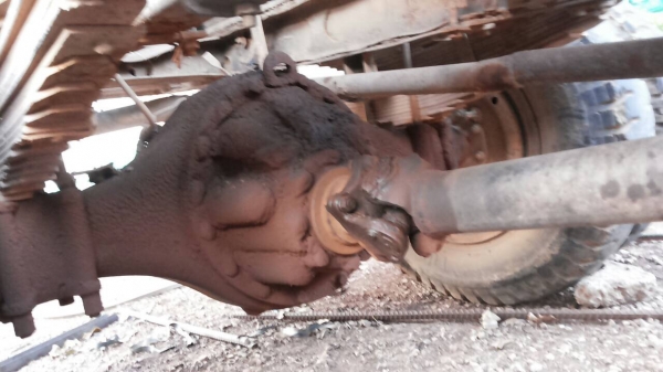 ISUZU TX 145 HP 6BB1 รถหัวยาวหกล้อดั๊มพ์ ทะเบียนภาษีเต็ม พวงมาลัยเพาเวอร์ หัวเก๋งประตูเหล็ก ภายในมีแอร์ครบ กระบะดั๊มพ์เหล็ก 6 ตันความยาว 3.80 เมตรสภาพดีพร้อมบรรทุกพร้อมใช้งานได้เลย ช่วงล่างใหญ่ชุดเฟืองท้ายของสิบล้อมิตซูบิชิ FUSO ยาง 9.00 ขอบ 20 สภาพดีประม