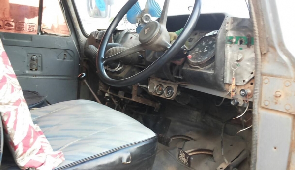 ISUZU TX 145 HP 6BB1 รถหัวยาวหกล้อดั๊มพ์ ทะเบียนภาษีเต็ม พวงมาลัยเพาเวอร์ หัวเก๋งประตูเหล็ก ภายในมีแอร์ครบ กระบะดั๊มพ์เหล็ก 6 ตันความยาว 3.80 เมตรสภาพดีพร้อมบรรทุกพร้อมใช้งานได้เลย ช่วงล่างใหญ่ชุดเฟืองท้ายของสิบล้อมิตซูบิชิ FUSO ยาง 9.00 ขอบ 20 สภาพดีประม