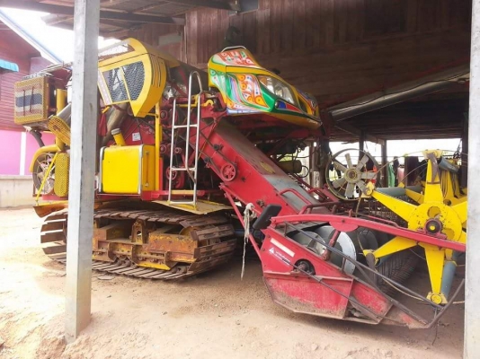 ขายรถเกี่ยวข้าว เกษตรพัฒนา ปี55 อุ้ม1.5ตัน เครื่อง6D17เทอร์โบ 260แรง ตัวเดิน10 ปั้มไดกิ้น รถสวย สภาพดีพร้อมใช้งาน สนใจโทร 090-8588220คุณนะ 093-3258446คุณบิว หรือเข้าดูสินค้าอื่นๆได้ที่ www.truck.in.th/498 หรือเพจFacebook ณรงค์ ซื้อขายรถมือสอง (เว็บไซต์ส่ว