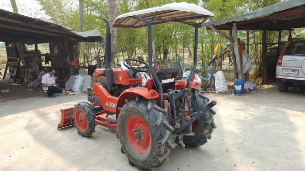 ขาย รถไถ KUBOTA KRT 140 เอกสารเล่มทะเบียนครบ อุปกรณ์มีผานดันหน้า และผาน 3