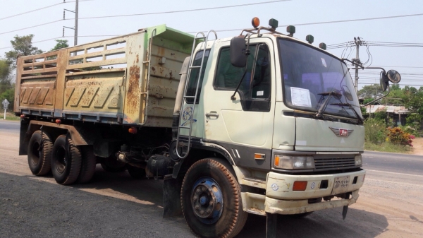 ขายรถบรรทุก Hino 3H เครื่อง 195 แรง 2 เพลา ปี 38 ดัมพ์สามมิตร ยางดี แอร์พร้อม ทะเบียนพร้อม